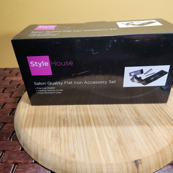 NIB Style House Pro Negative Ion Hair Styling Flat Iron red 1.25\